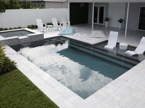 1321 Garfield St, Hollywood FL 33019