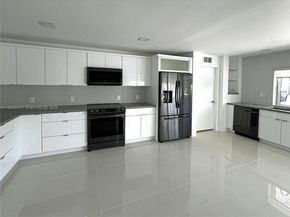 1321 Garfield St, Hollywood FL 33019