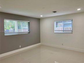 1321 Garfield St, Hollywood FL 33019