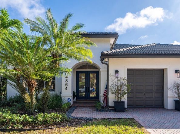 4864 Tropicana Ave, Cooper City FL 33330