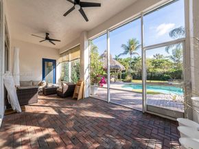 4864 Tropicana Ave, Cooper City FL 33330