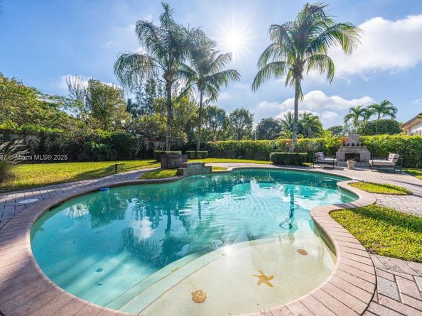 4864 Tropicana Ave, Cooper City FL 33330