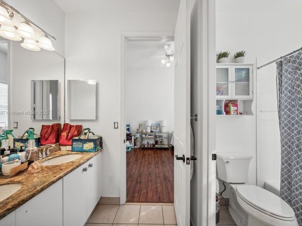 4864 Tropicana Ave, Cooper City FL 33330