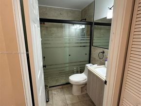 5923 SW 147th Pl, Miami FL 33193