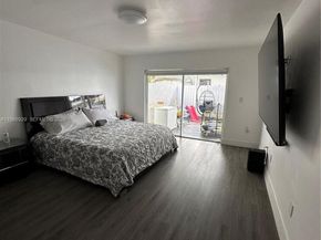 5923 SW 147th Pl, Miami FL 33193