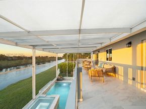 1828 Aspen Ln, Weston FL 33327