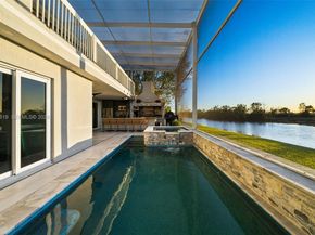 1828 Aspen Ln, Weston FL 33327