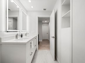 1828 Aspen Ln, Weston FL 33327