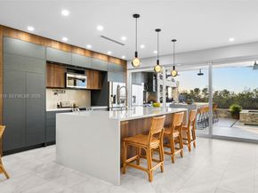 1828 Aspen Ln, Weston FL 33327