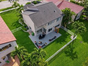 940 SW 177th Way, Pembroke Pines FL 33029