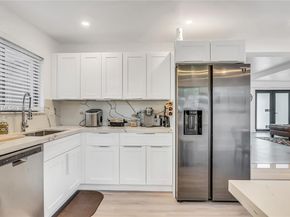 781 NE 162nd St, Miami FL 33162