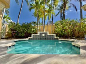 3728 NE 208th Ter, Aventura FL 33180