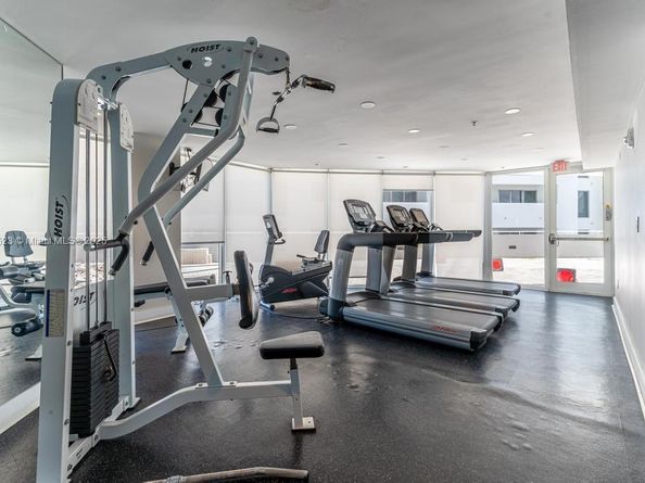 6301 Collins Ave 1405, Miami Beach FL 33141