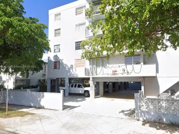 1145 Normandy Dr