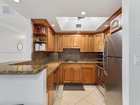 7441 Wayne Ave 2B, Miami Beach FL 33141