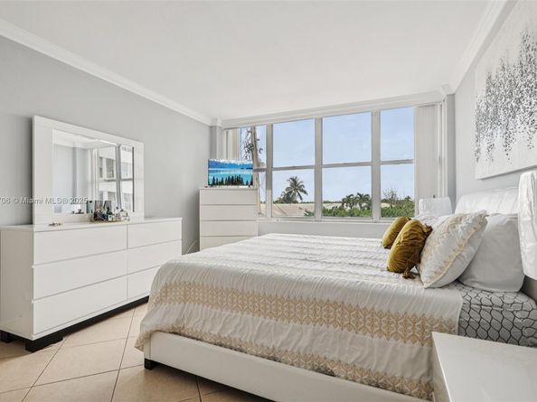 7441 Wayne Ave 2B, Miami Beach FL 33141