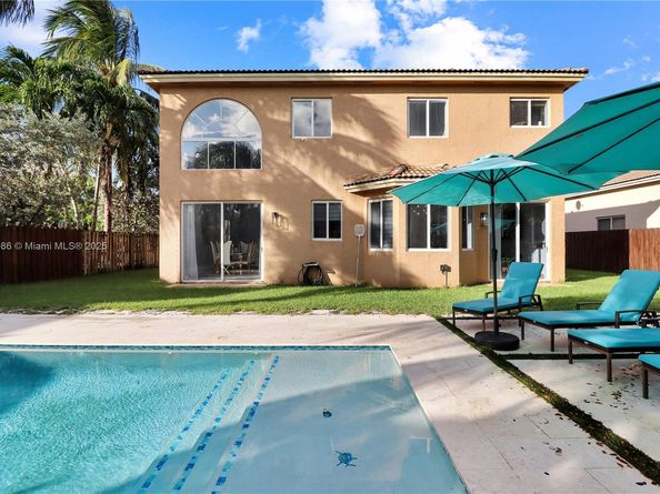 1922 SE 22nd Ct, Homestead FL 33035