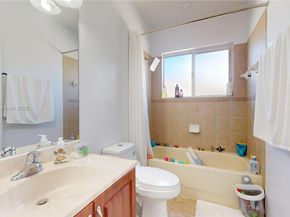 1922 SE 22nd Ct, Homestead FL 33035