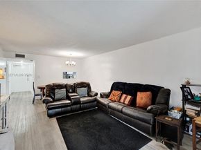 4650 Washington St 209, Hollywood FL 33021