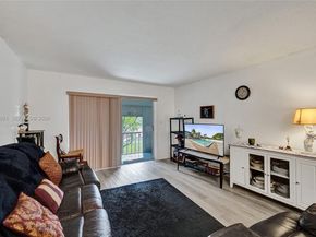 4650 Washington St 209, Hollywood FL 33021