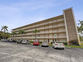 4650 Washington St 209, Hollywood FL 33021