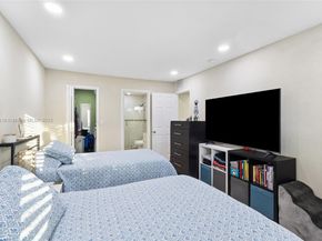 5665 W 20th Ave 212, Hialeah FL 33012