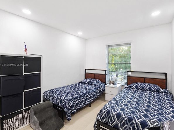 5665 W 20th Ave 212, Hialeah FL 33012