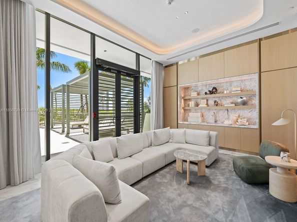 900 N Ocean 1004, Pompano Beach FL 33062