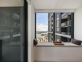 159 NE 6th St 3601, Miami FL 33132