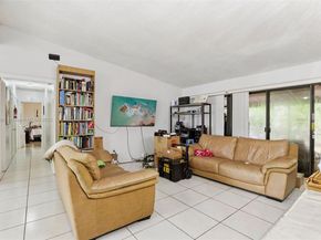 550 NE 173rd St, North Miami Beach FL 33162