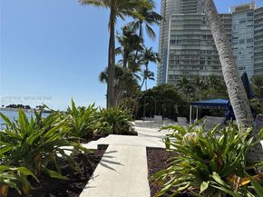2333 Brickell Ave 1616, Miami FL 33129