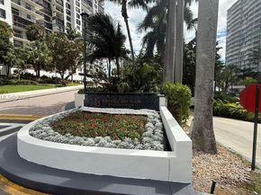 2333 Brickell Ave 1616, Miami FL 33129