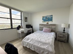 2333 Brickell Ave 1616, Miami FL 33129