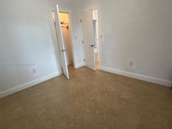 14721 Pierce St, Miami FL 33176