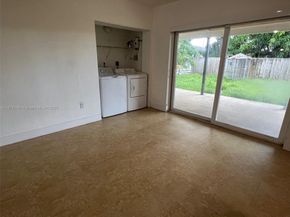 14721 Pierce St, Miami FL 33176