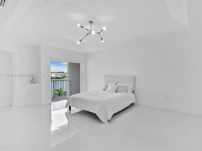 6644 NW 107th PL, Doral FL 33178