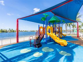6644 NW 107th PL, Doral FL 33178