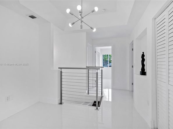 6644 NW 107th PL, Doral FL 33178