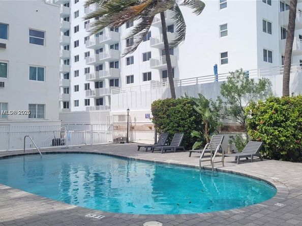 335 Ocean Dr 215, Miami Beach FL 33139