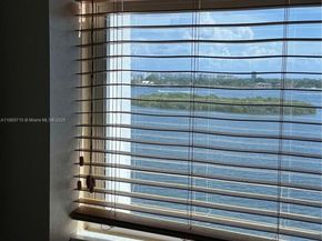 11930 N Bayshore Dr 1103, North Miami FL 33181