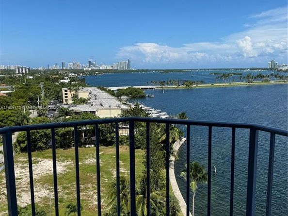 11930 N Bayshore Dr 1103, North Miami FL 33181