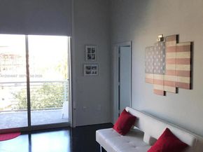 2001 Meridian Ave 426, Miami Beach FL 33139