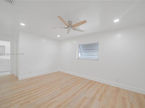2106 Alfred Dr, Boynton Beach FL 33426