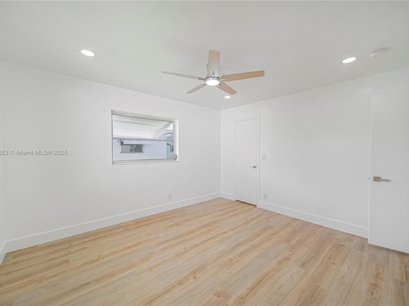 2106 Alfred Dr, Boynton Beach FL 33426