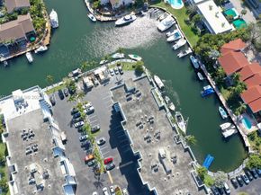 16570 NE 26th Ave 5G BOAT SLIP INCLUDED, North Miami Beach FL 33160