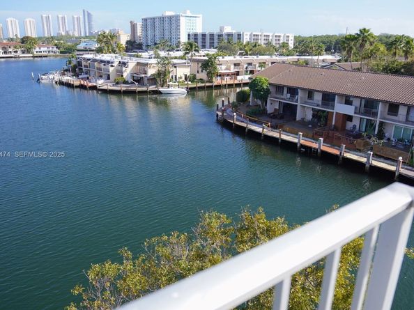 16570 NE 26th Ave 5G BOAT SLIP INCLUDED, North Miami Beach FL 33160