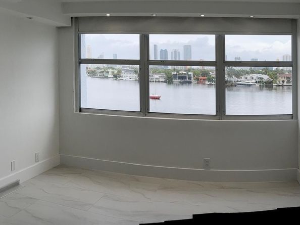 16570 NE 26th Ave 5G BOAT SLIP INCLUDED, North Miami Beach FL 33160