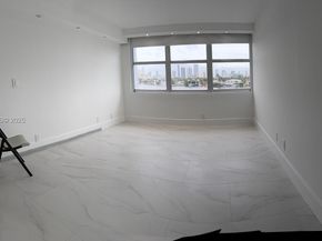 16570 NE 26th Ave 5G BOAT SLIP INCLUDED, North Miami Beach FL 33160