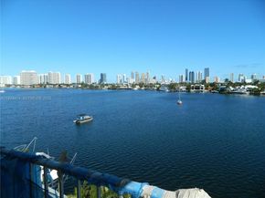 16570 NE 26th Ave 5G BOAT SLIP INCLUDED, North Miami Beach FL 33160