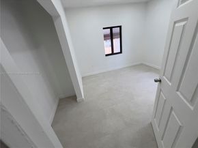 418 NW 9th Ave, Miami FL 33128